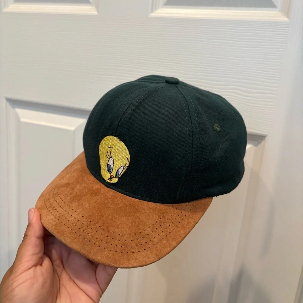 Vintage 90’s Tweety Bird Warner Bros. Kids Snap Back Hat Suede Structured Visor